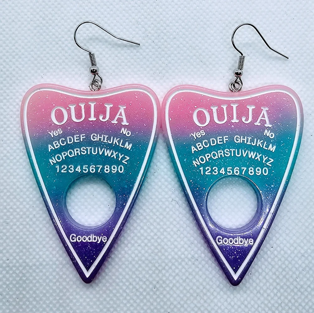 Planchette / Ouija Earrings! Hypo-Allergenic Hook Earrings‎